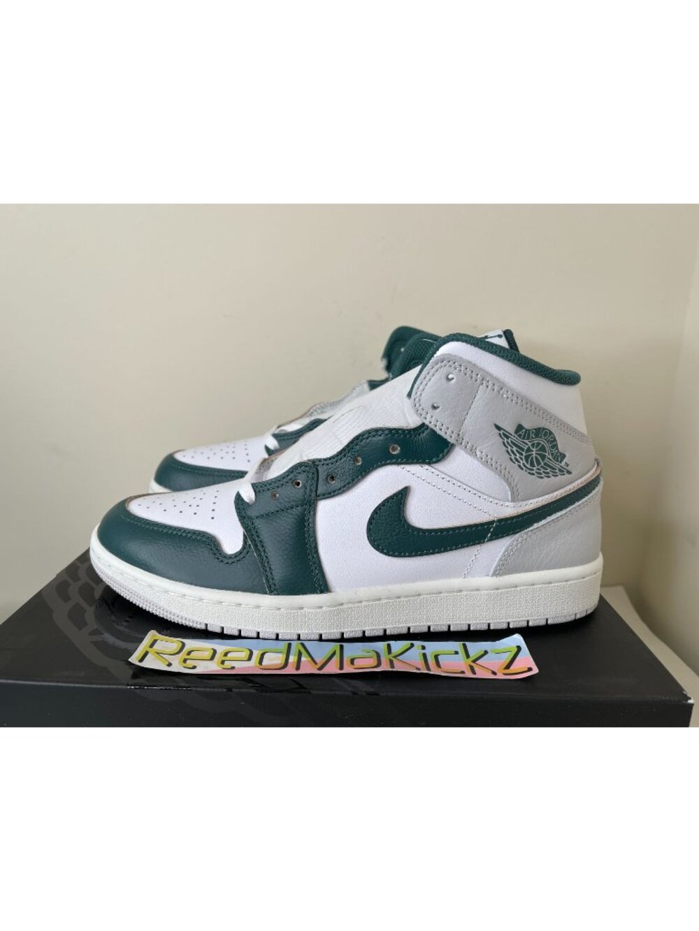 Jordan 1 MID SE White Oxidized Green MENS 9US